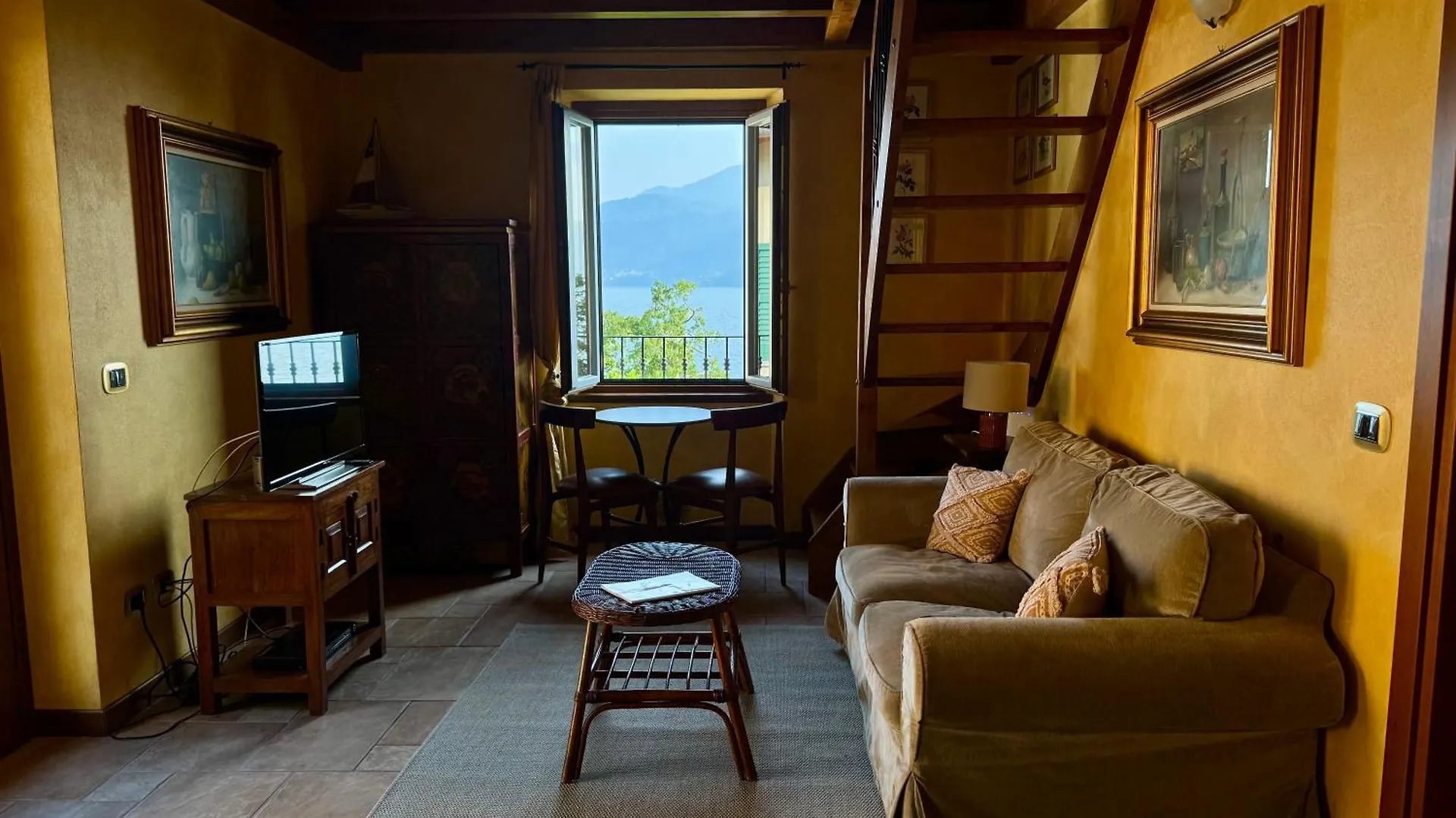 Casa Fabrizia Διαμέρισμα Βαρένα Ιταλία